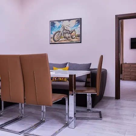 в центъра на град