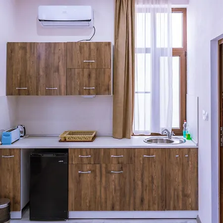 в центъра на град *